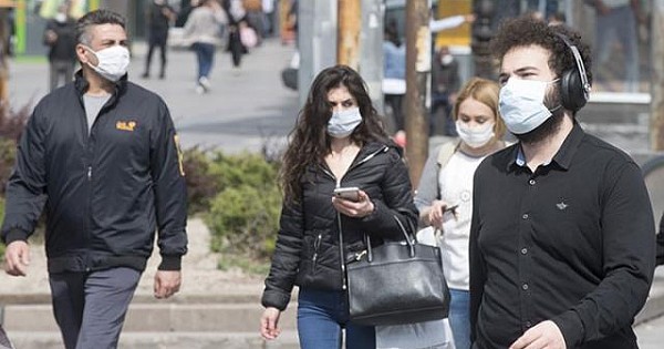  Bakan Koca gece duyurdu: 5 şehirde daha maskesiz sokağa çıkmak yasaklandı