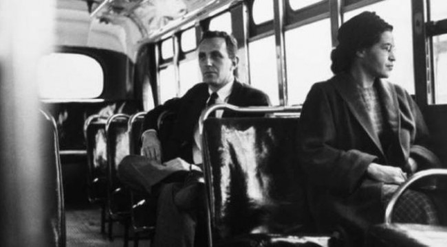 Otobüste Bir Beyaza Yer Vermeyerek Tarihinin Akışını Değiştiren Kadın: Rosa Parks