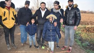 7 yaşındaki Afgan Leyla: Yunan polisi bizi darbetti