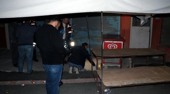 Adana'da silahlı ve bıçaklı kavga: 1 ölü, 2 yaralı