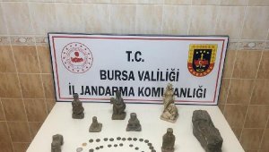 Bursa'da 1500 yıllık heykeller ele geçirildi
