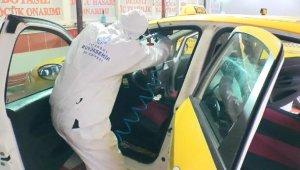 İstanbul'da taksi dolmuş ve minibüsler dezenfekte edildi