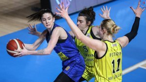 Kadınlar Basketbol Türkiye Kupası'nda finalin adı belli oldu