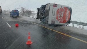 Kırşehir'de yolcu otobüsü devrildi: 14 yaralı