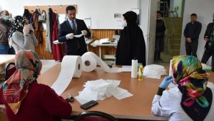 Tatvan Belediyesi'nden 20 bin bez maske üretim hedefi