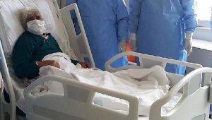 99 yaşındaki Safiye Nine, koronavirüsü yendi