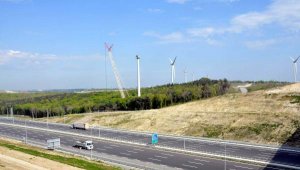 - Arnavutköy'de rüzgar enerji santralleri taşınıyor