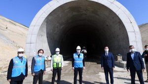 Bakan Karaismailoğlu: Halkalı-Kapıkule demir yolu hattı 2023'te hizmete girecek