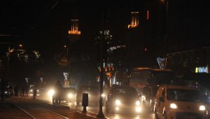 Bursa'da 4 günlük yasağın ardından vatandaşlar sokaklara akın etti