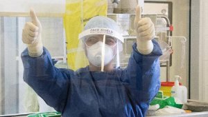 Güney Kıbrıs'ta koronavirüs tespit edilen bir kadın sezaryenle doğum yaptı