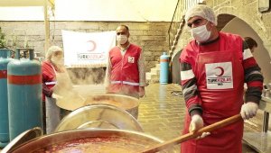 Kızılay'dan Diyarbakır'da 2 bin aileye iftar yemeği 