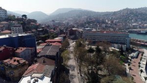 Zonguldak'ta 1,5 metre yasağına uymayan 23 kişiye 51 bin lira ceza