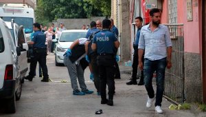 Adana'da iki kardeş silahlı saldırıda yaralandı