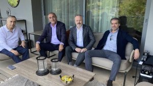 Galatasaray Başkanı Mustafa Cengiz'e yönetimden geçmiş olsun ziyareti