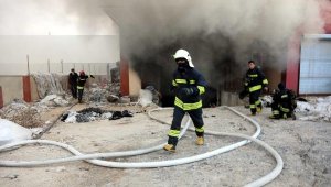 Gaziantep'te elyaf atölyesinde yangın
