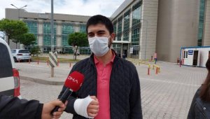 Kırıkkale'de hasta yakını, iki doktoru darbetti