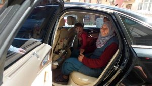 Yozgat'ta, yaşlı kadın ve 3 torununa ev tahsis edildi
