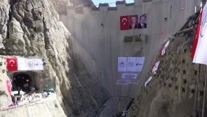 Nihat Özdemir: Yusufeli Barajı, 5 ay sonra su tutmaya başlayacak