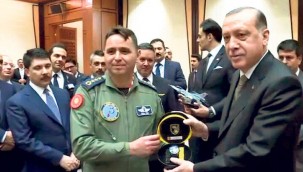 Erdoğan'ı koruyan pilot ve Akar'ın yaveri general oldu