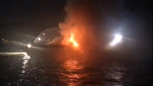 İstanbul Boğazı'nda tekne yangını