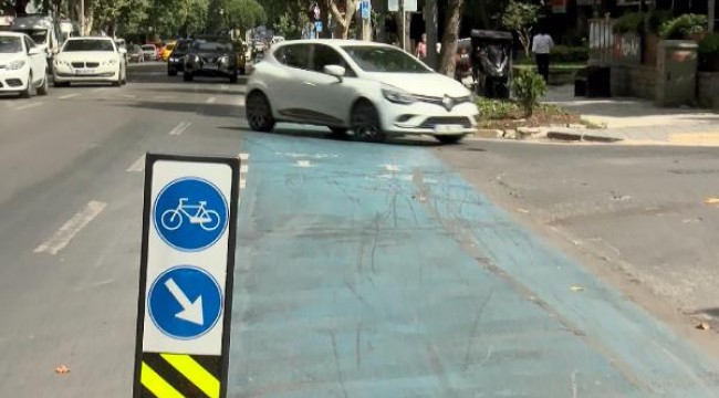 İstanbul'da bisiklet yolları işgal altında; Kazalara davetiye çıkartılıyor