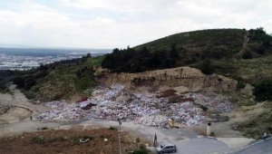 İzmir'in ilçelerinde, belediyelere 'moloz kirliliği' tepkisi