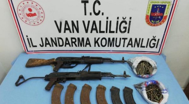 Van'da teröristlere ait silah ve mühimmat ele geçirildi