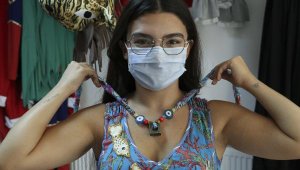 Ankara'da bir grup kadın, SMA hastası Gökalp ve Doğu için kolye yapıp satıyor