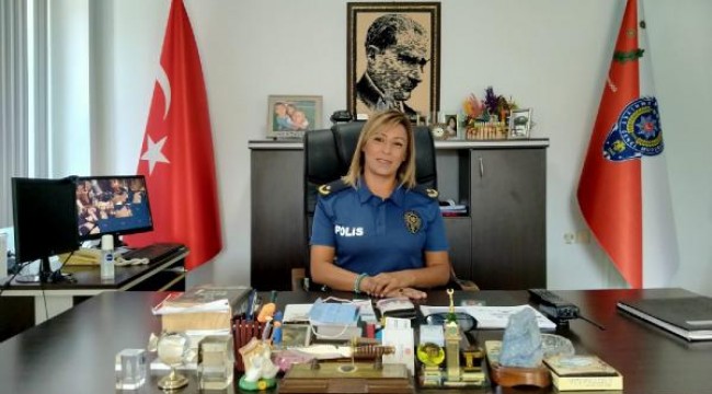 Dikili'nin ilk kadın Emniyet Müdürü göreve başladı