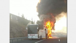 Yolcu otobüsü yandı, yolcular son anda