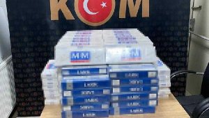 Bitlis'te, minibüste 2 bin 80 paket kaçak sigara bulundu