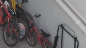Çocuğunun bisikletini ezdi diye komşusunun ölümüne yol açtı