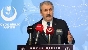 Destici: Türkiye, bize ait adalara Yunan ziyaretine izin vermeme yönünde adım atmalı