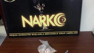 Edirne'de çorabın içinde bulunan uyuşturucuya 3 tutuklama