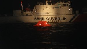 İzmir'de 48 kaçak göçmen kurtarıldı