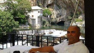 İzmir'de emekli öğretmen evinde ölü bulundu