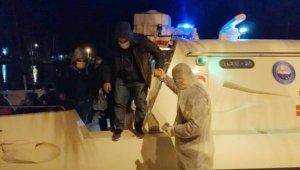 Marmaris'te 24 kaçak göçmen ve 1 organizatör kurtarıldı