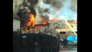 Ankara'da market deposunda yangın