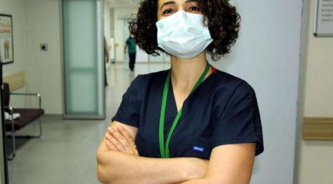 Eşi ve 2 çocuğuyla koronavirüsü yenen hemşire: Maske, insanların hayatını kurtarıyor