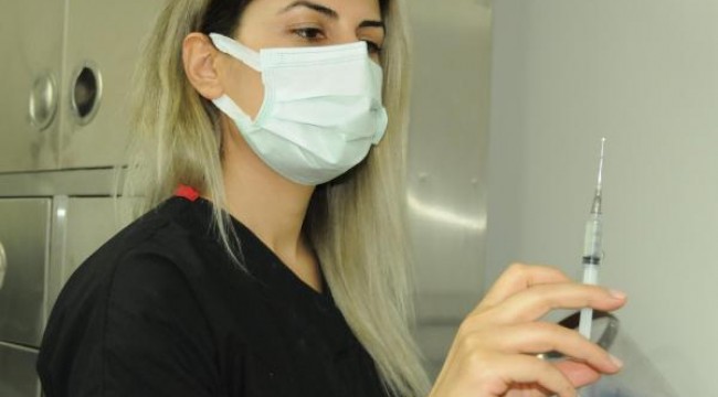 Koronavirüsü yenen hemşire: Maskesiz dolaşanlar keşke pandemi servisini görse