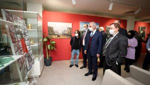 Ümraniye'de "Göç" konulu resim sergisi açıldı