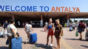 Antalya, pandemiye rağmen 3.4 milyon turist ağırladı