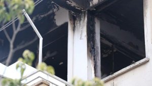 Antalya'da yanan evdeki engelli çift, dumandan etkilendi