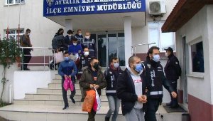 Ayvalık'taki kaçak göçmen operasyonunda 4 organizatör tutuklandı