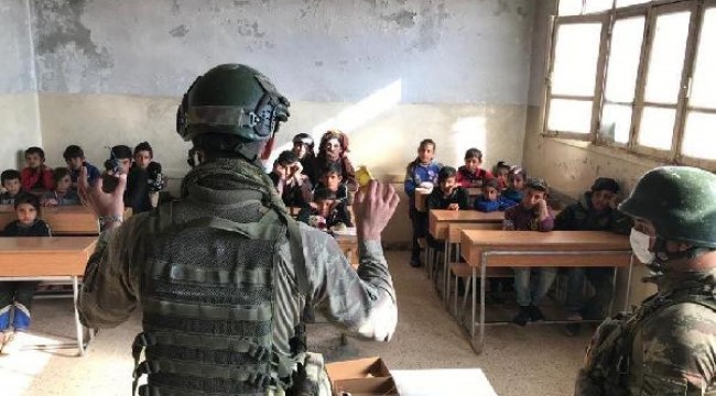 Barış Pınarı bölgesindeki çocuklara, patlayıcıdan korunma eğitimi