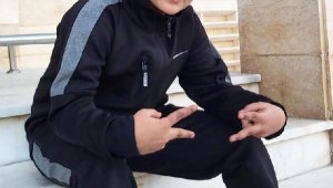 Gazze Şeridi'nde yaşayan 11 yaşındaki Filistinli rapçi, ilgi görüyor