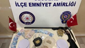 Şırnak'ta uyuşturucuya 2 tutuklama