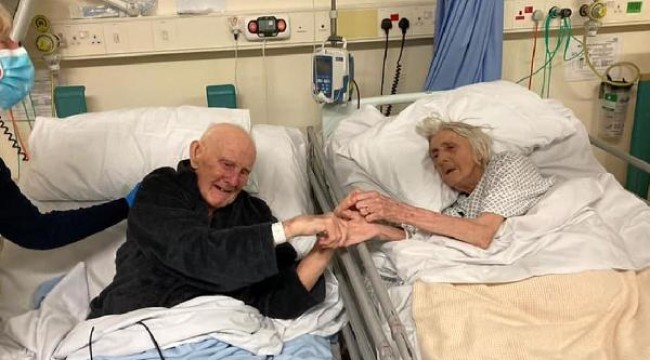 İngiltere'de 70 yıllık evli çift, aynı hastanede koronavirüsten yaşamını yitirdi
