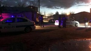 Kayseri'de komşuların 'motosiklet sesi' kavgası: 2 yaralı