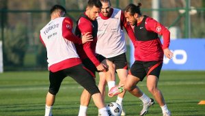 Türkiye A Milli Futbol Takımı Letonya maçı hazırlıklarına başladı    